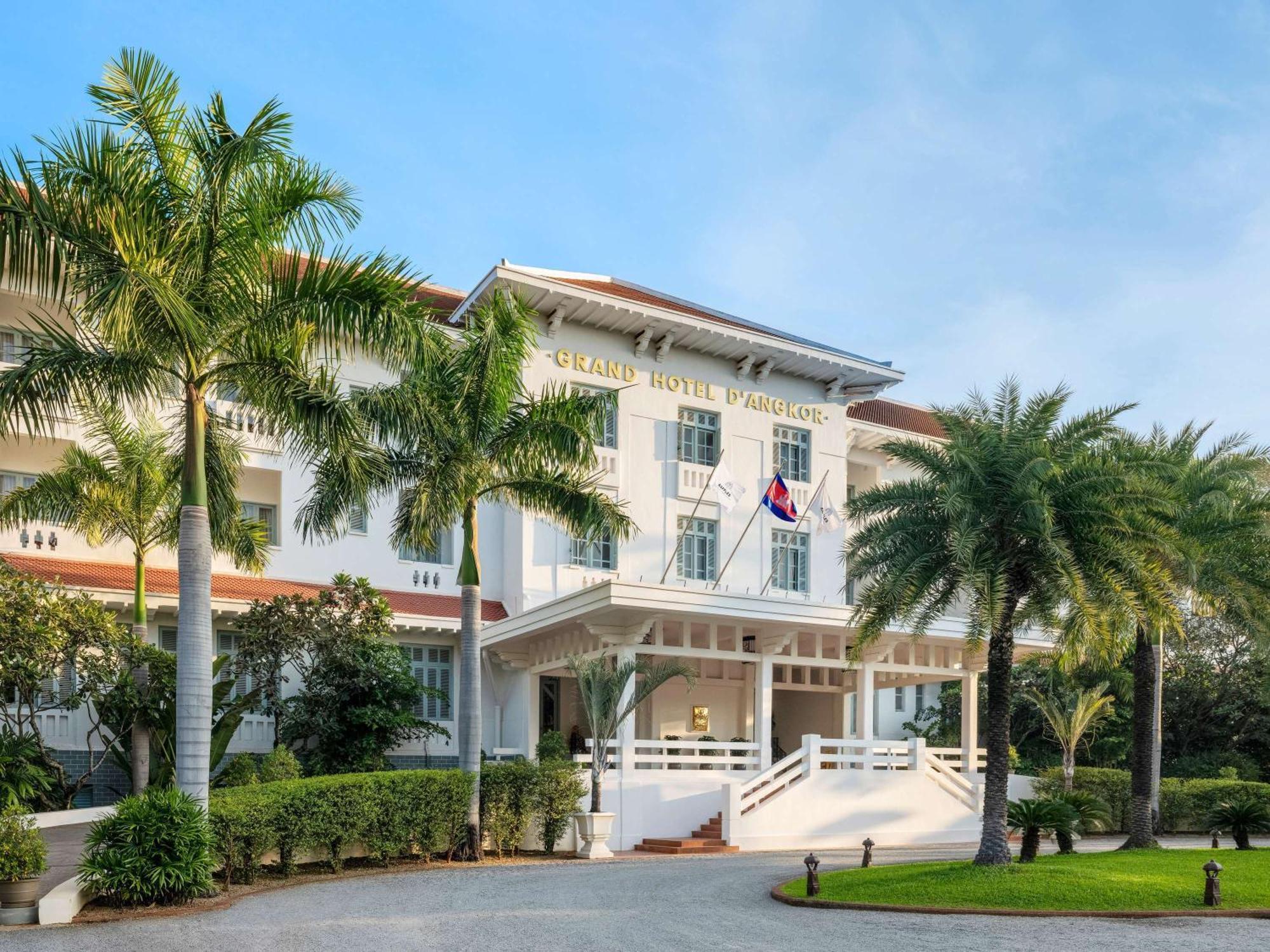 Raffles Grand Hotel D'Angkor Сиемрип Экстерьер фото