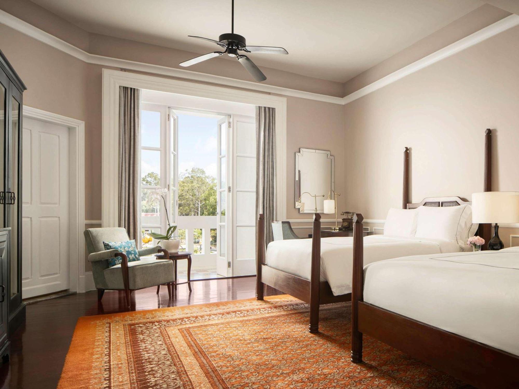 Raffles Grand Hotel D'Angkor Сиемрип Экстерьер фото